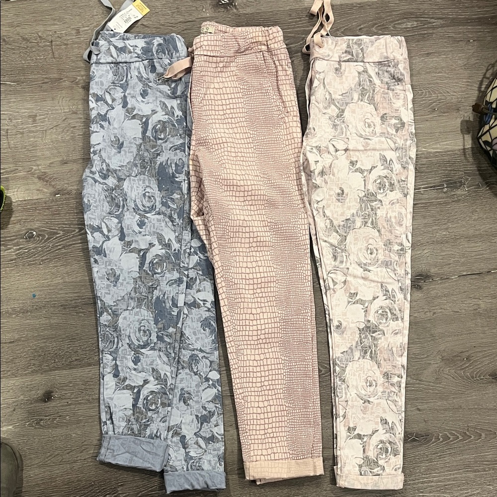 Floral and Textured Pants Set